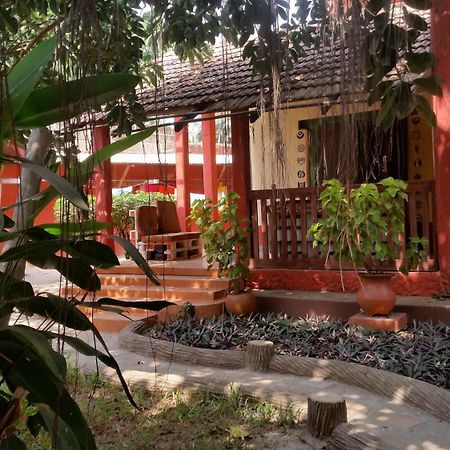Big Milly'S Backyard Kokrobite Exterior foto
