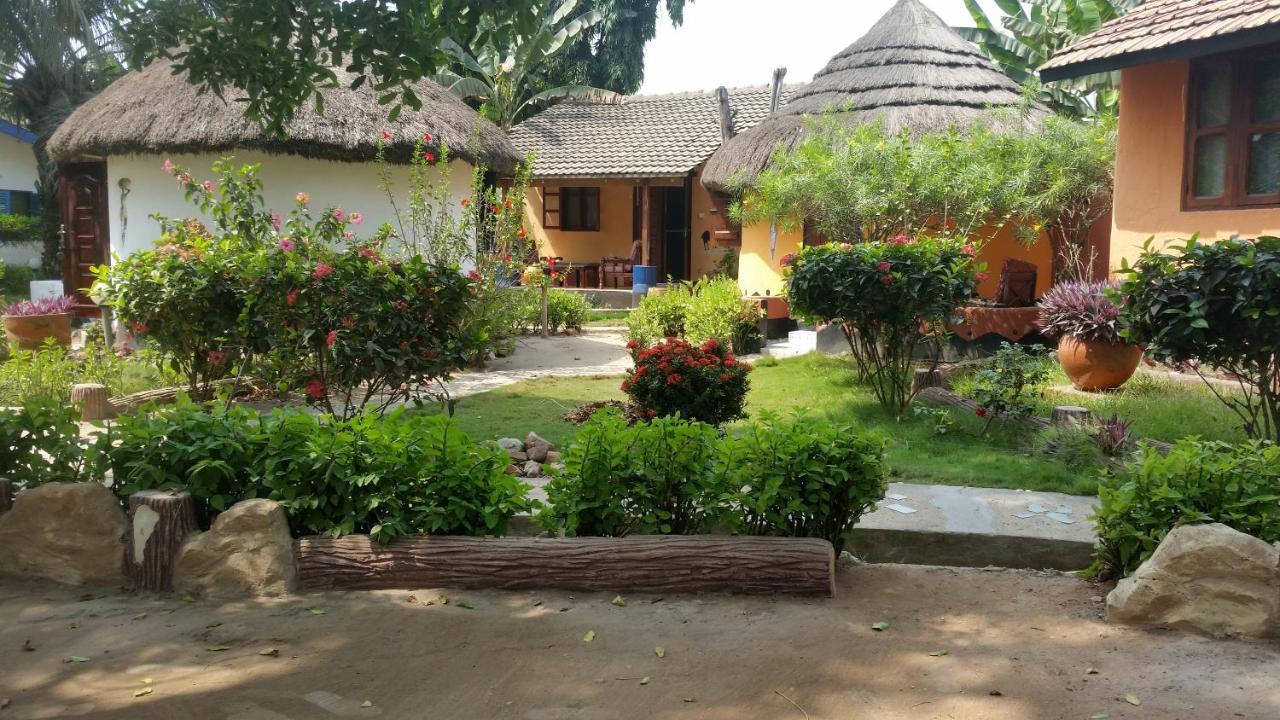 Big Milly'S Backyard Kokrobite Exterior foto