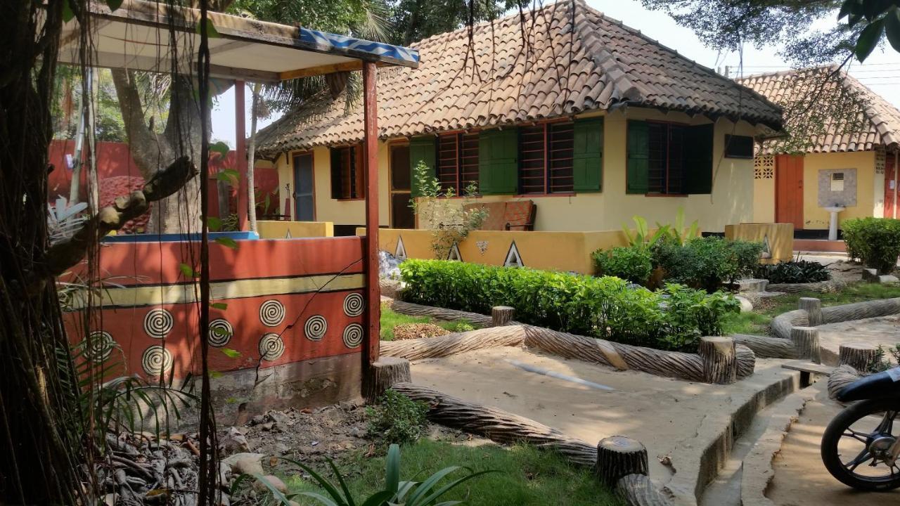 Big Milly'S Backyard Kokrobite Exterior foto
