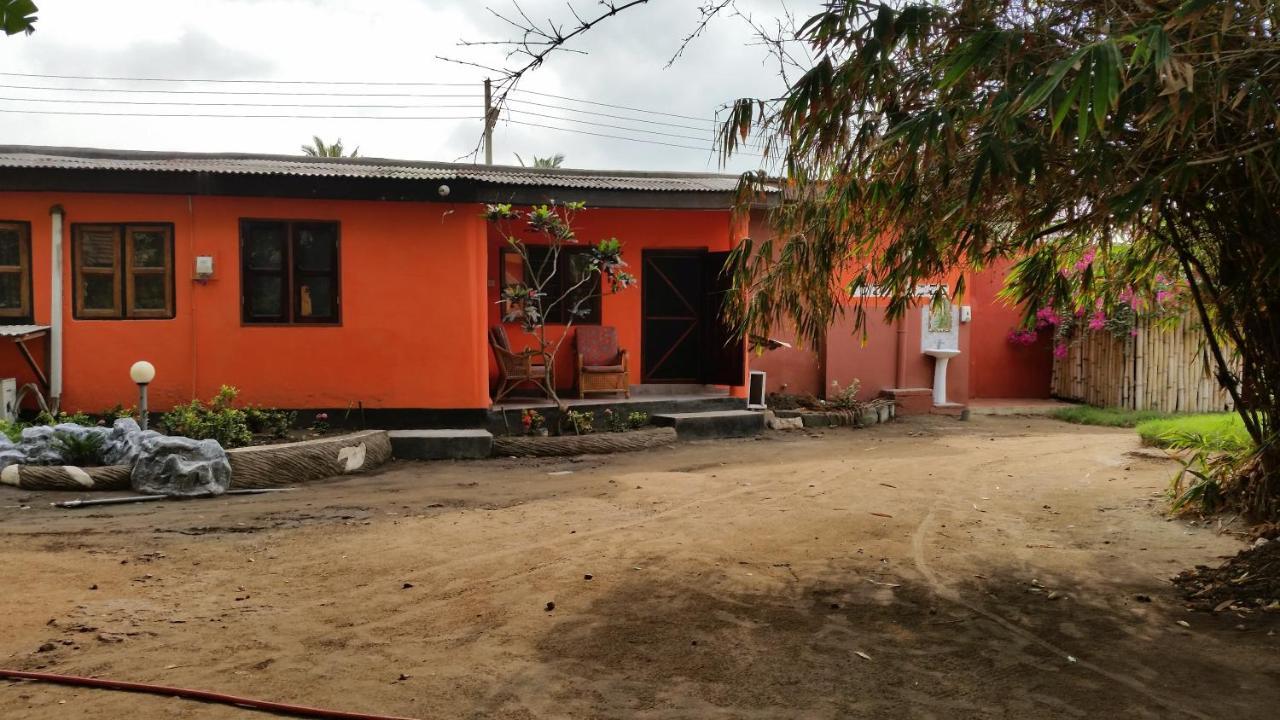 Big Milly'S Backyard Kokrobite Exterior foto